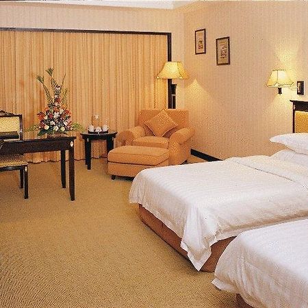 Royal Coast Hotel Xiamen Room photo